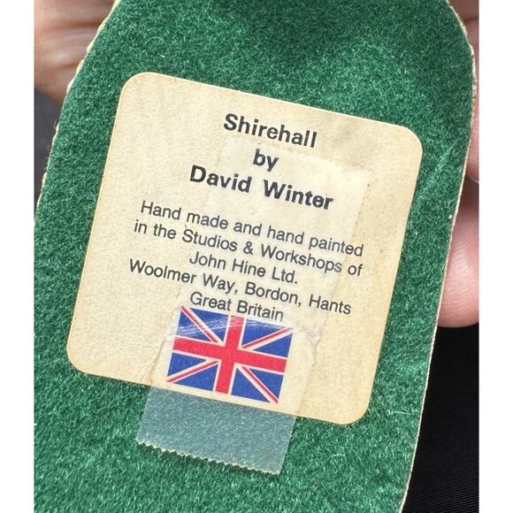 Shirehall Cottage 1985 Vintage Collectible Miniature By David Winter -D3 - Picture 8 of 8